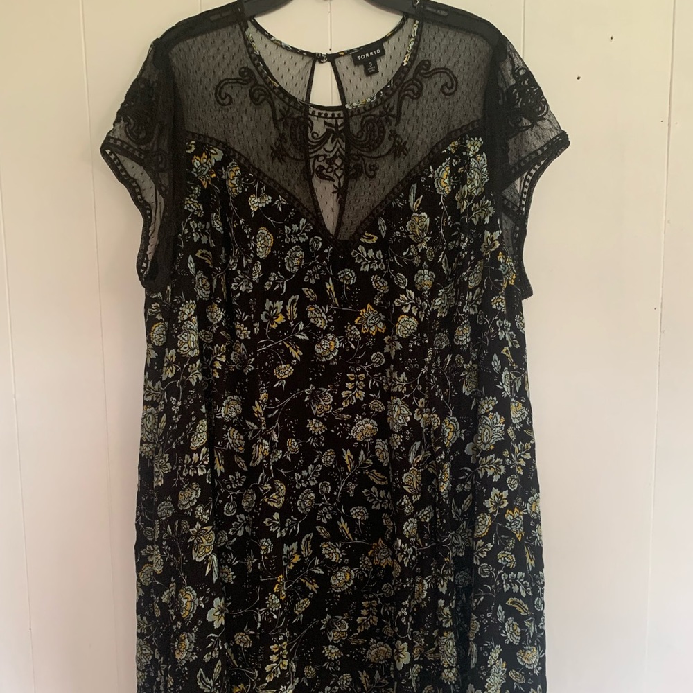 Torrid size 3 dress